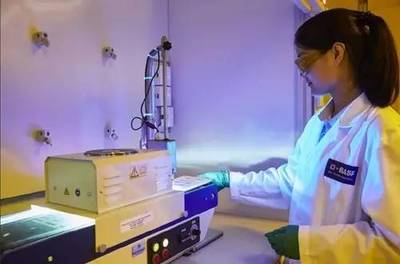 重視中國市場,巴斯夫?qū)Ｗ⒀邪l(fā)先進(jìn)的3D打印材料